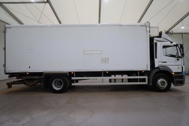 2013 (13 PLATE) Mercedes Benz AXOR 1824 4x2 Euro 6 Refrigerated