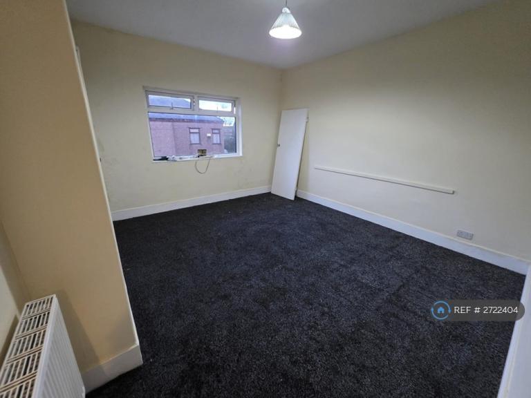 2 bedroom house in Liverpool Road, Platt Bridge, Wigan, WN2 (2 bed) (#2722404)