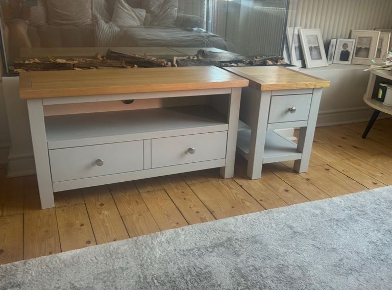 Oak Top Grey TV Unit - Excellent Condition
