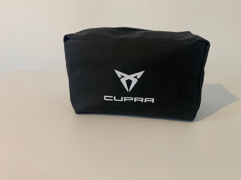 CUPRA Safety and First Aid Kit; new; 6H3093990M; exp: 05.2029