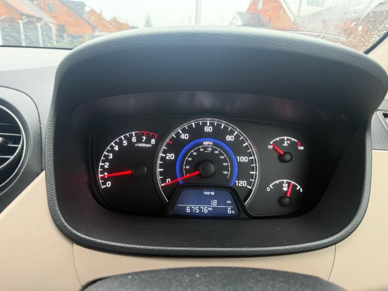 Hyundai, I10, Hatchback, 2015, Manual, 998 (cc), 5 doors