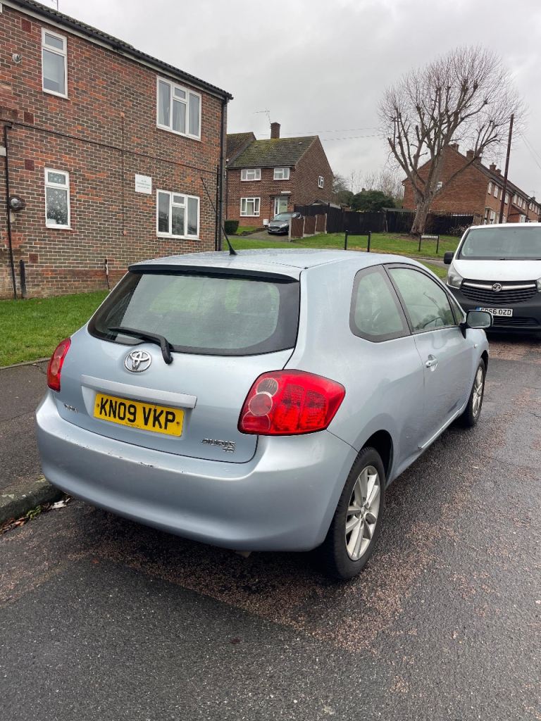 Toyota, AURIS, Hatchback, 2009, Manual, 1329 (cc), 3 doors