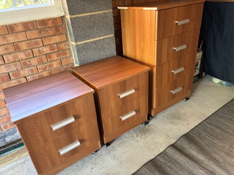 Bedside tables and chest of drawers