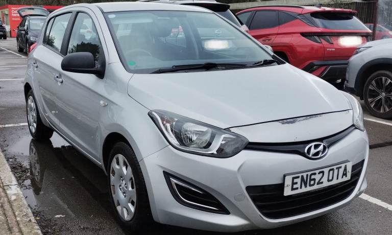 Hyundai I20, 2013 Manual, cheap to run with clean MOT until Jan 27