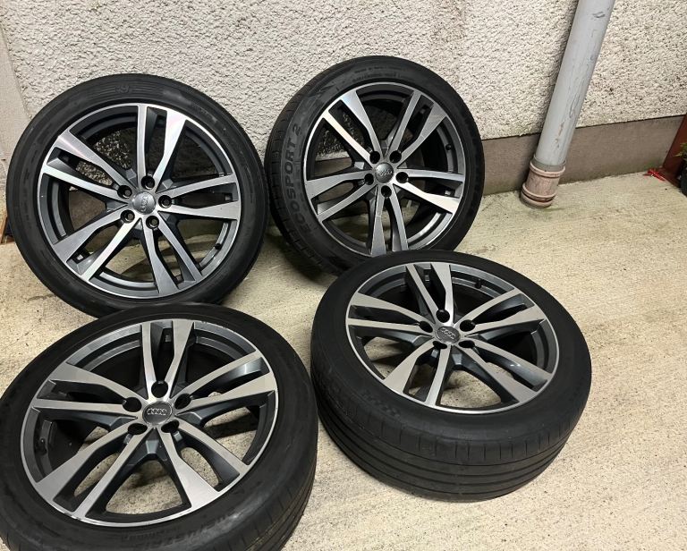 Genuine Audi A6 alloys 19”