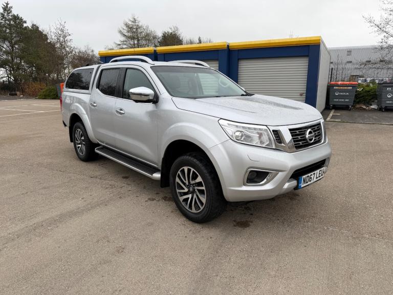 2017 Nissan Navara Double Cab Pick Up Tekna 2.3dCi 190 4WD PICK UP Diesel Manual