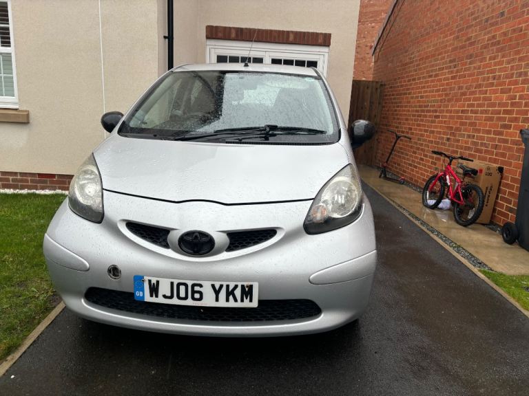 Toyota, AYGO, Hatchback, 2006, Manual, 998 (cc), 5 doors