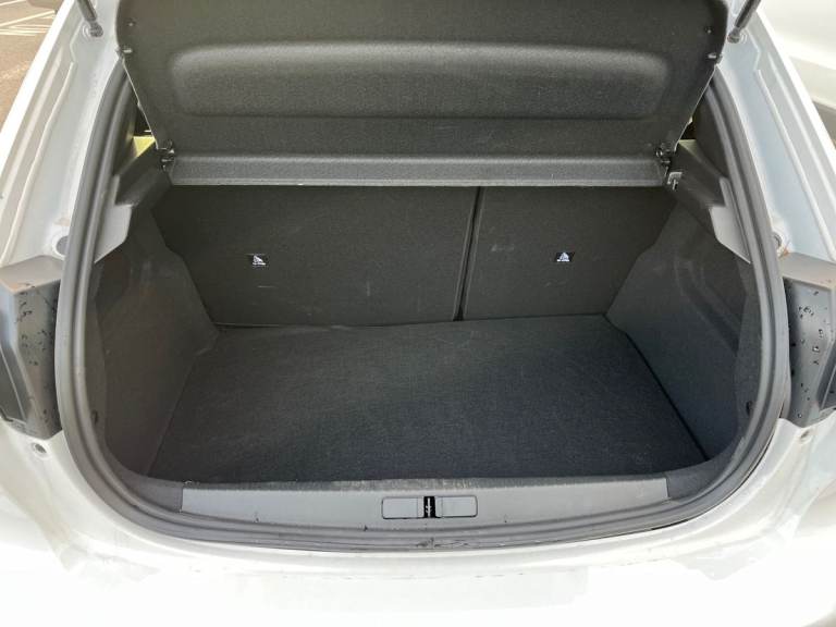  Peugeot E 208 50kwh Allure Hatchback 5dr Electric Auto 7.4kw Charger 136 Ps