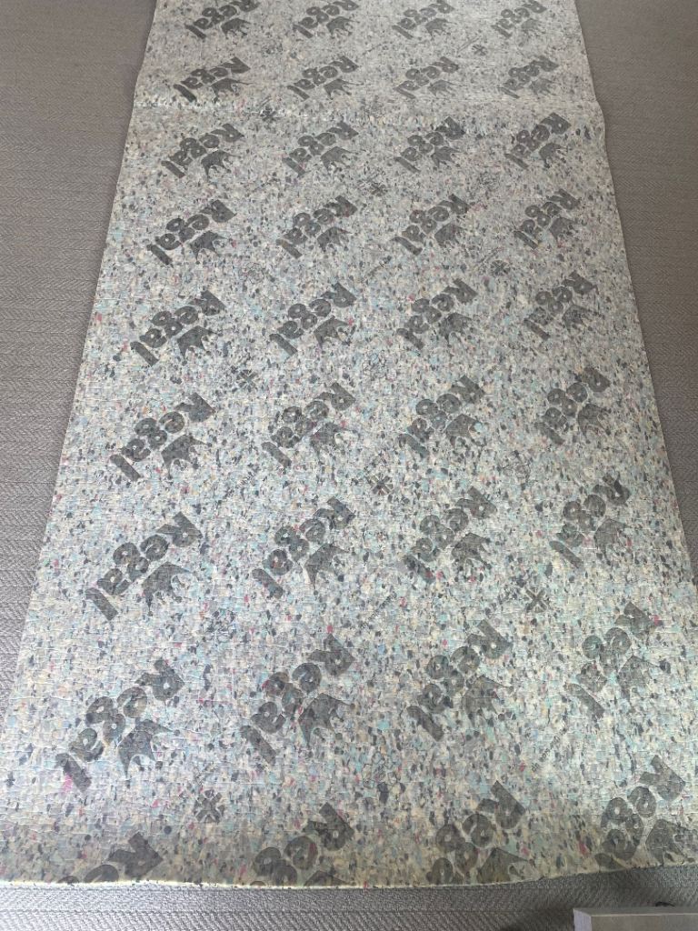 Free regal carpet underlay offset