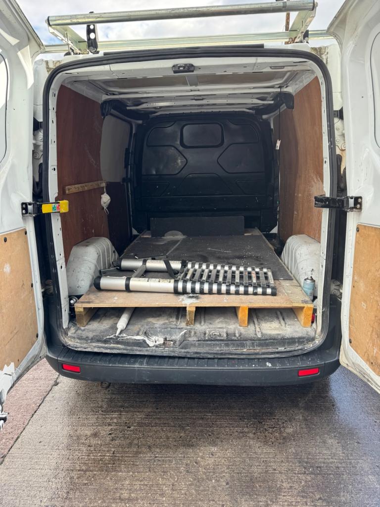 2015 Ford Transit Custom 2.2 TDCi 100ps Low Roof Van PANEL VAN Diesel Manual