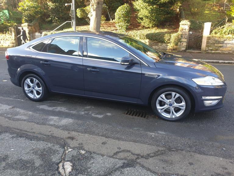 2013 Ford Mondeo 2.0 TDCi Titanium Hatchback 5dr Diesel Manual Euro 5 (140 ps)
