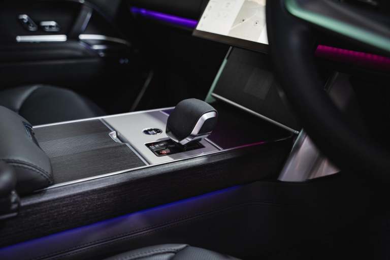 LAND ROVER RANGE ROVER 3.0 P550e 38.2kWh Autobiography 2024