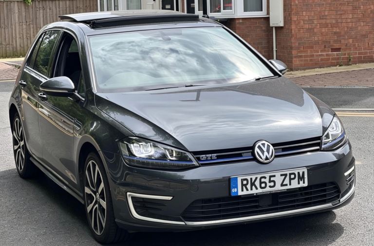 Volkswagen, GOLF, Hatchback, 2015, Semi-Auto, 1395 (cc), 5 doors