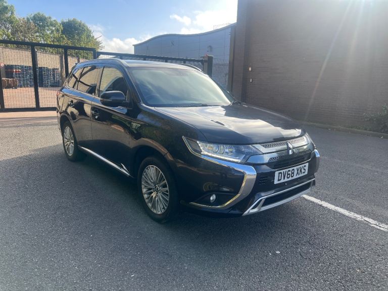 Mitsubishi, OUTLANDER, Estate, 2018, Other, 2360 (cc), 5 doors