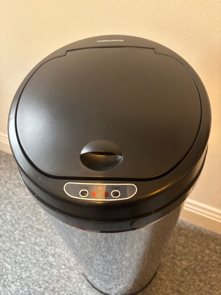 Morphy Richards sensor bin - 42 litre