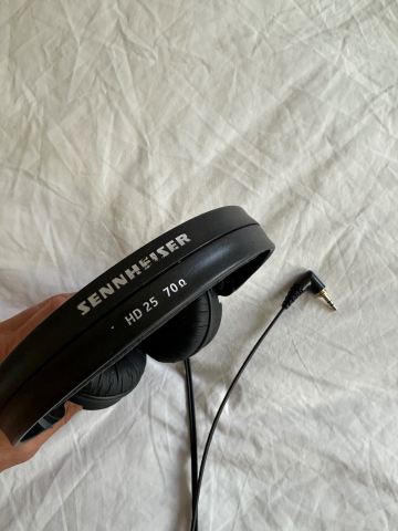 Sennheiser HD 25 70Ω Headphones – Black, Good Condition, £45.00