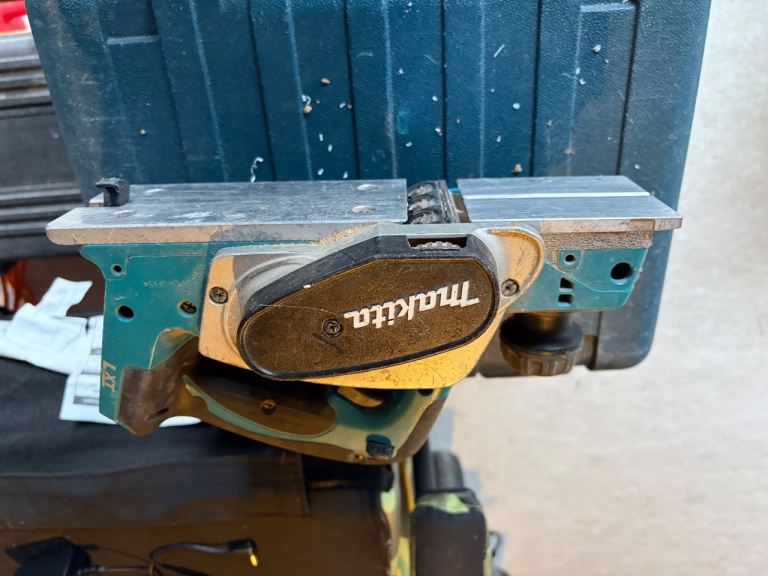 Makita 18v planer bare unit
