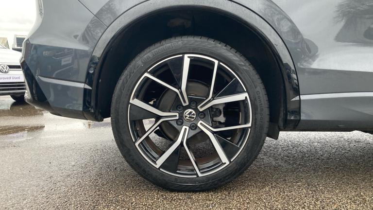 2024 Volkswagen Tiguan 1.5 TSI eHybrid R-Line 5dr DSG Estate Estate Hybrid Automatic