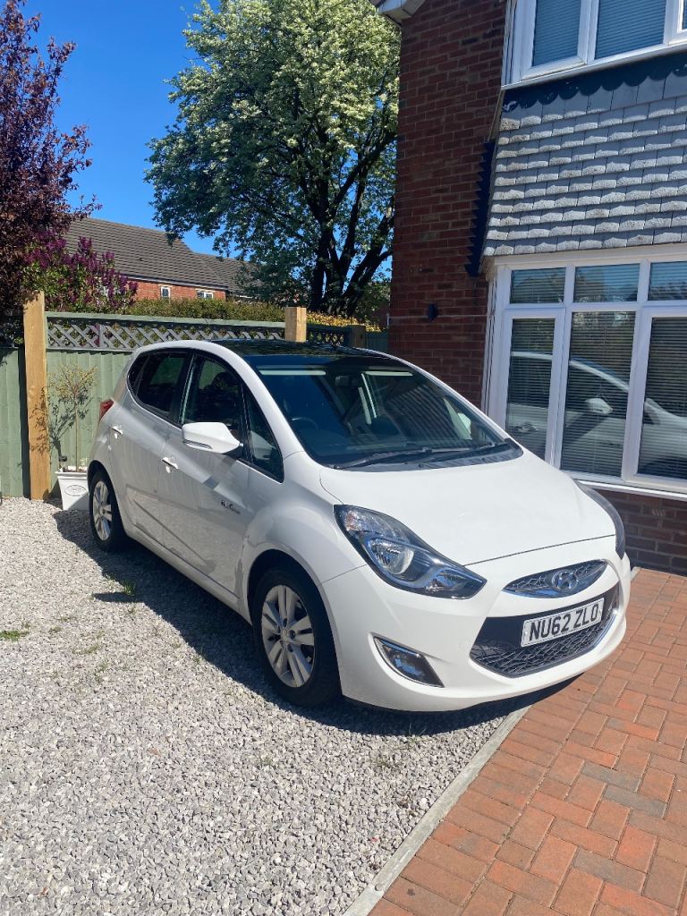 Hyundai, IX20, MPV, 2012, Manual, 1582 (cc), 5 doors