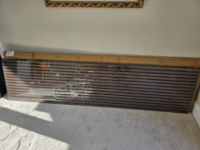 Walnut Oak Slat panel 