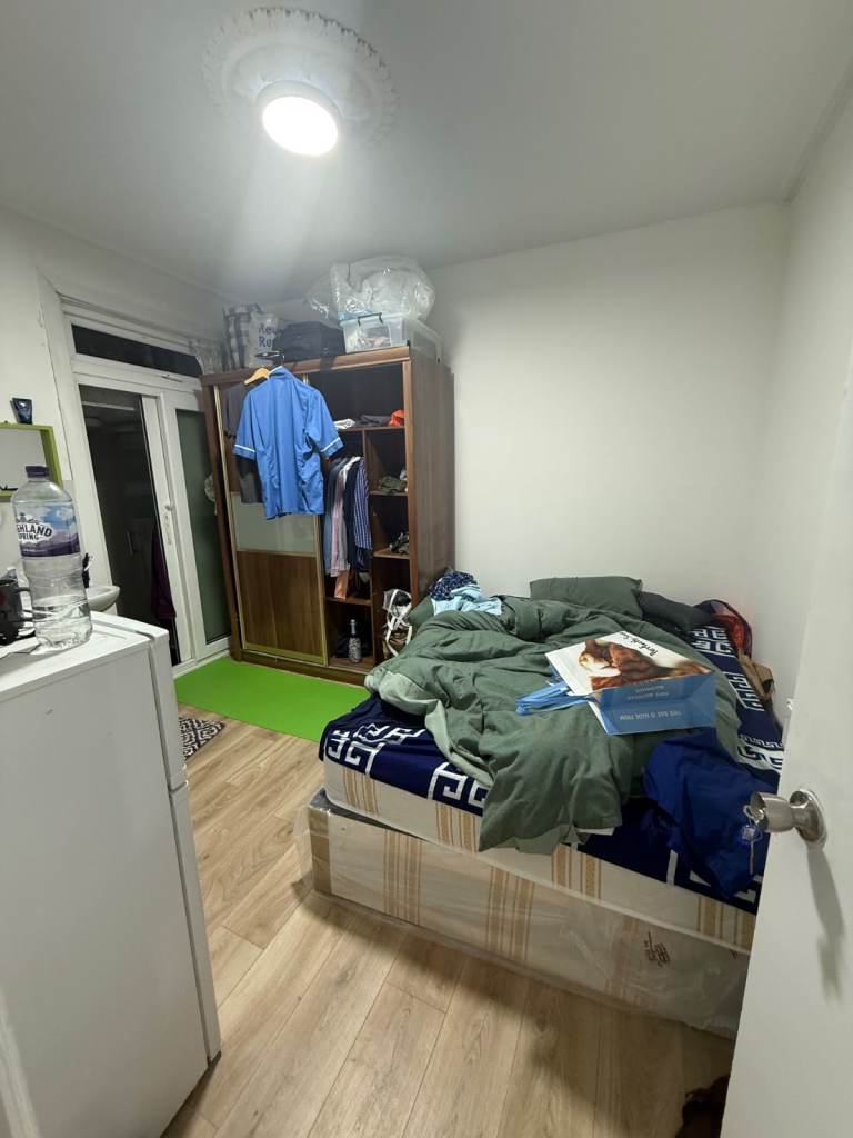BEAUTIFUL ENSUITE DOUBLE ROOM FOR RENT IN HOUNSLOW CENTRAL