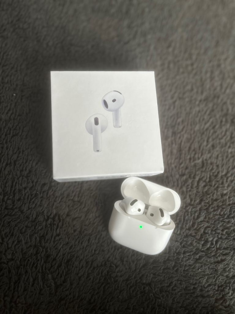 Airpods Gen 4 ANC (Active Noise Cancellation)