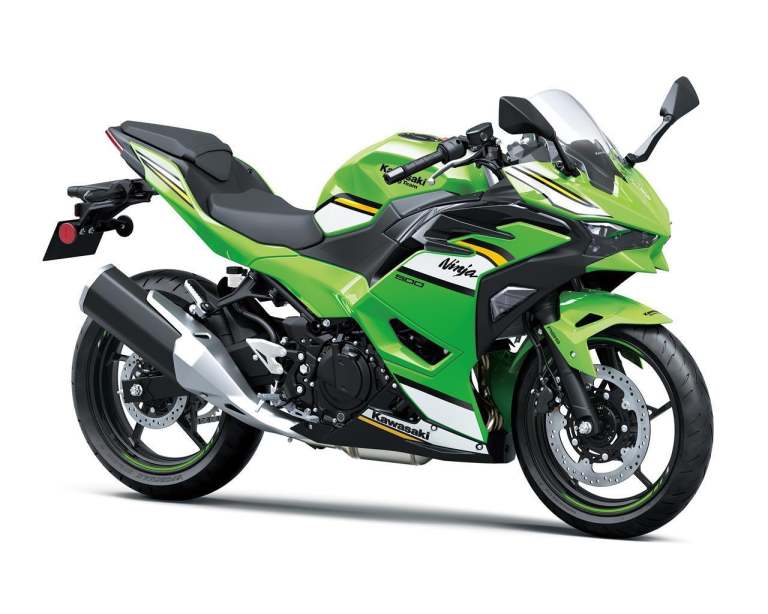 New 2025 Kawasaki Motorcycle Ninja 500 SE SAVE £500 Red Grey Green