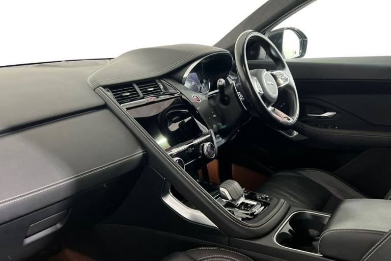 2021 21 JAGUAR E-PACE 1.5 P300E 12.17KWH R-DYNAMIC S SUV 5DR PETROL PLUG-IN HYBR