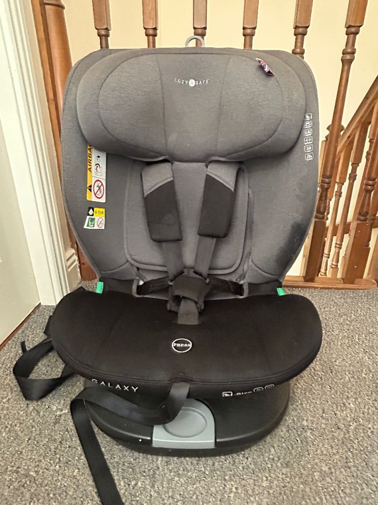 Cozy n safe car seat 