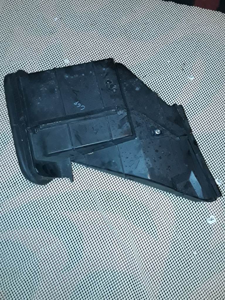 Ford transit MK7 air flow box 