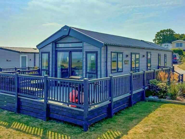 ABI Westwood Lodge 2022 static caravan sited at Allhallows, Kent. 2 bedrooms