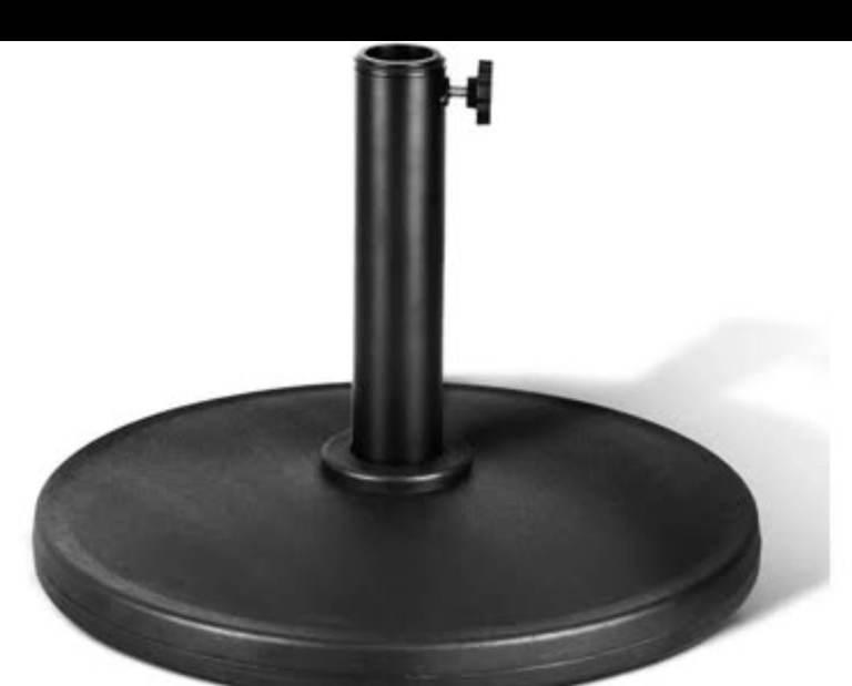 A new 20kg Cast Iron Effect Parasol Base Heavy Duty Metal Garden 