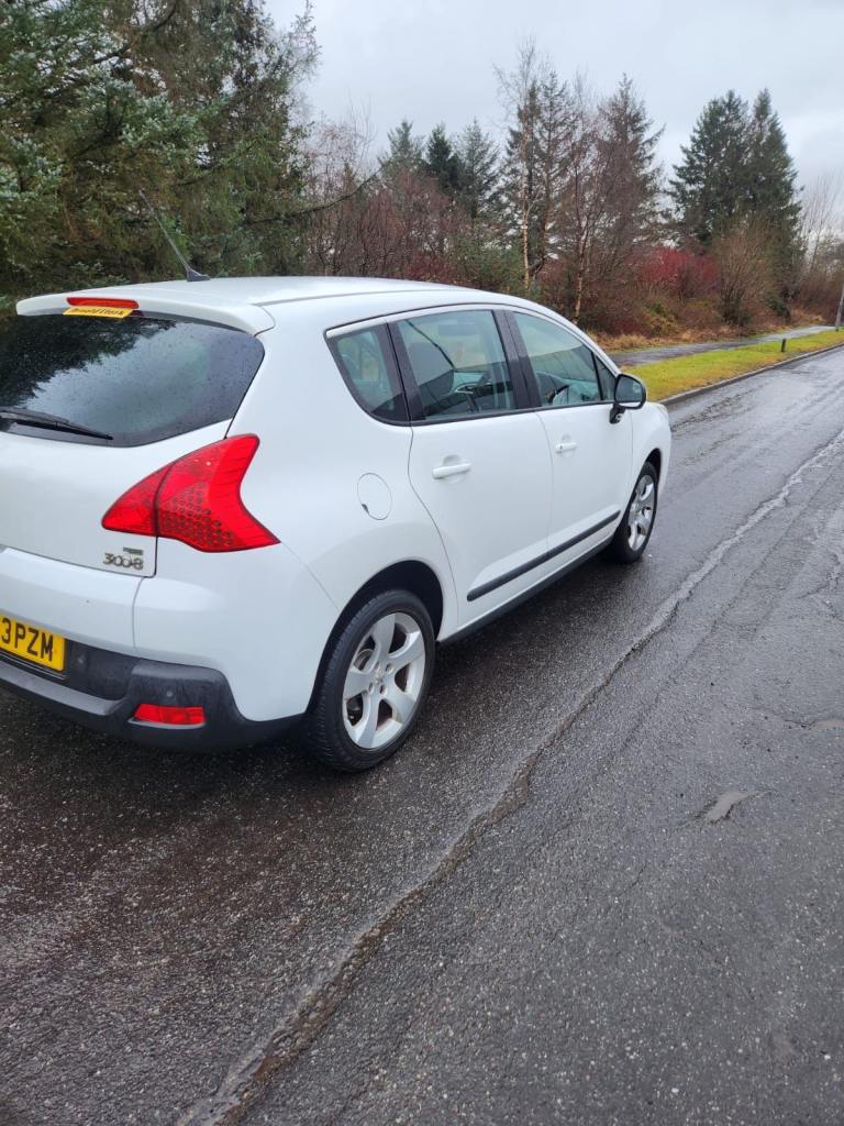 Peugeot, 3008, Hatchback, 2013, Semi-Auto, 1560 (cc), 5 doors