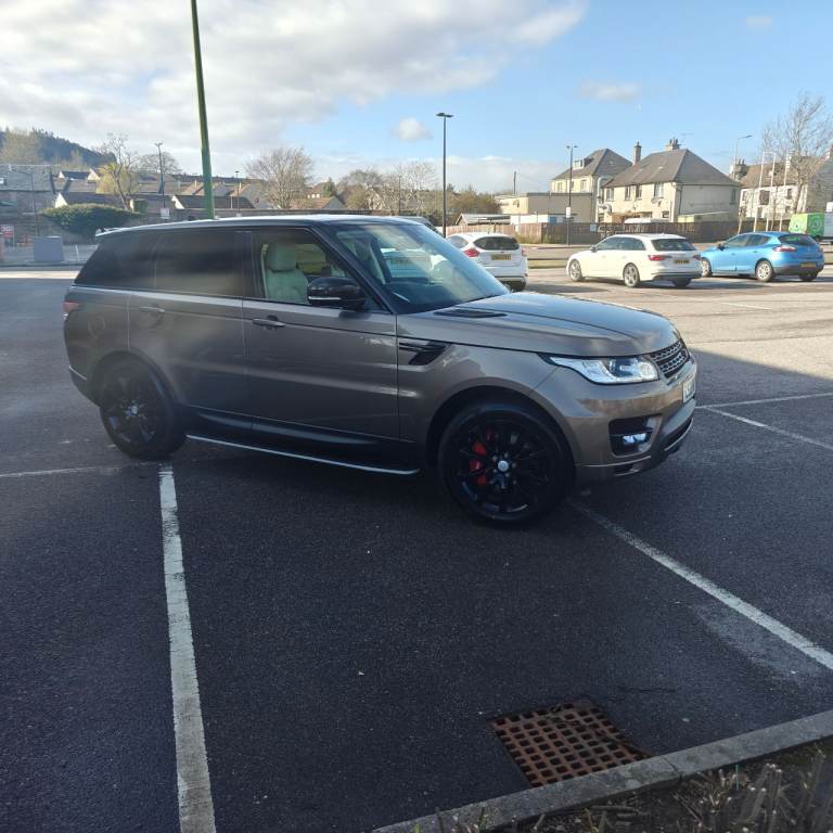 Range rover sport low mileage 