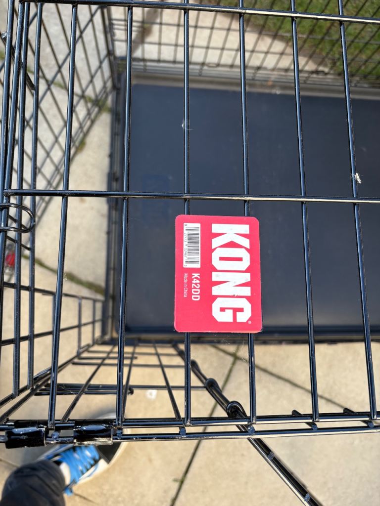 Kong dog cage
