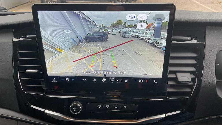  Ford E-Transit 135kW 68kWh H2 Trend Van Auto Medium Roof Van Electric Automatic