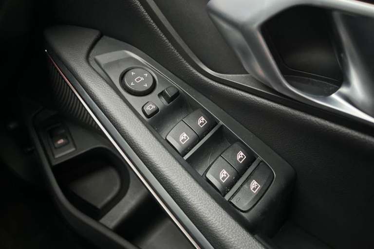 2021 BMW 3 Series 320i M Sport 5dr Step Auto ** Rear Parking Camera - Heated Seats ** Semi-Au Est...