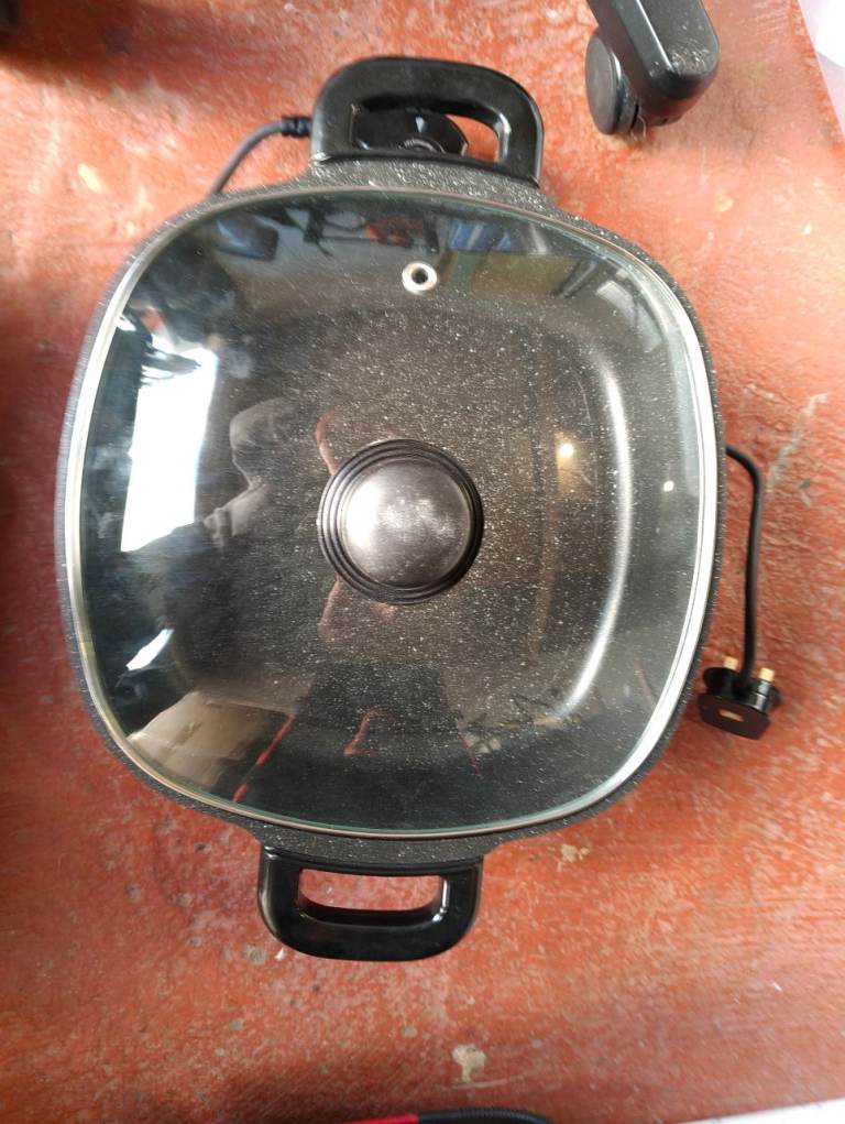 George Home Electric Skillet – Good Condition, with Lid