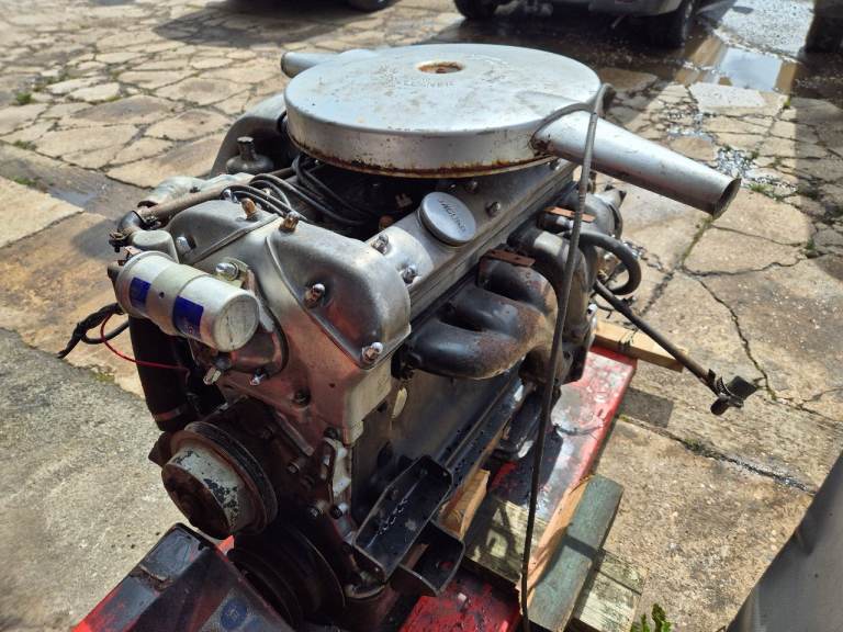 Jaguar 3.8 and V12 engines