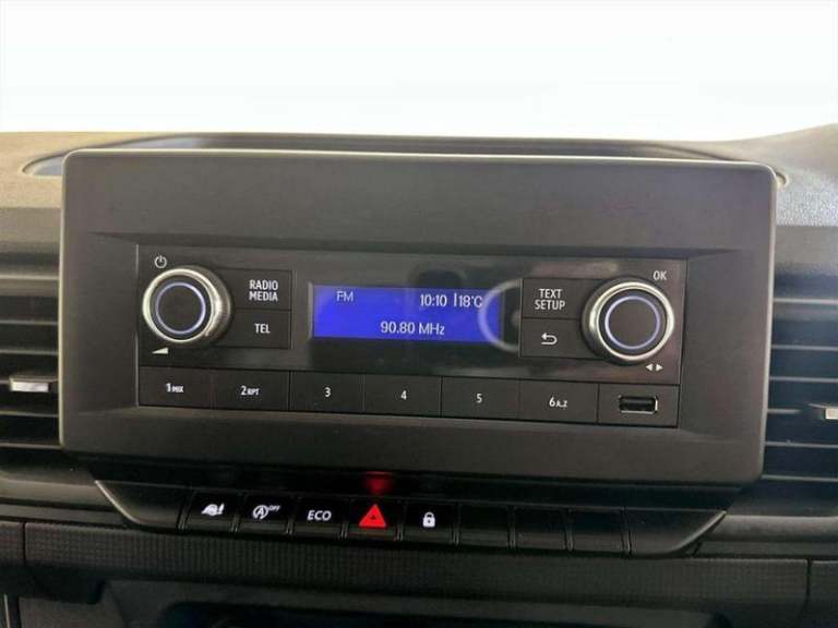 2022 Renault Trafic 2.0 dCi Blue SL28 Business L1 H1 Euro 6 (s/s) 5dr Manual Panel Van Diesel Manual