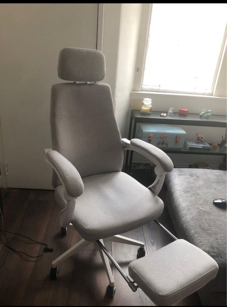 Ergonomic office chair 