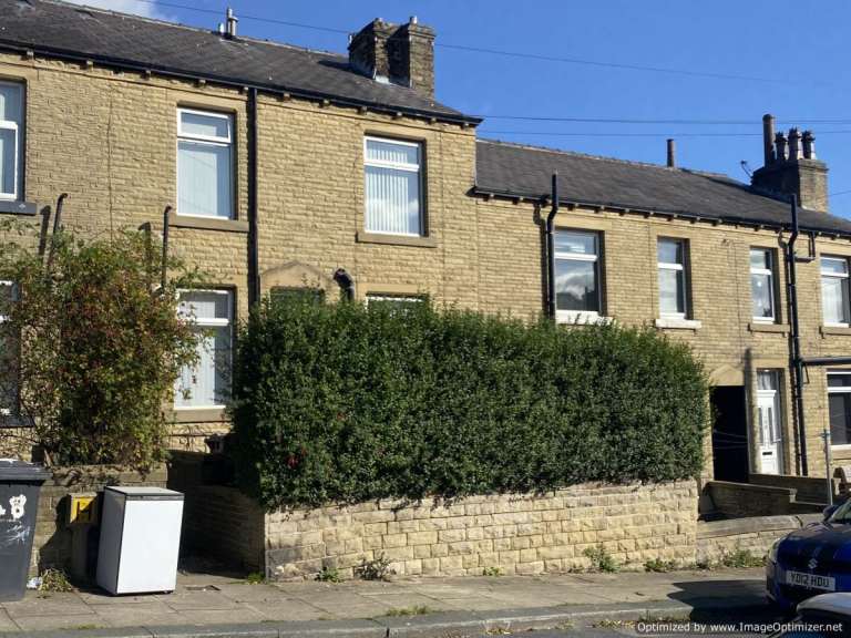 2 bed terrace house