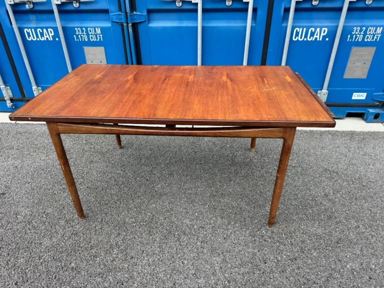 Vintage G Plan  extendable Table possible Delivery