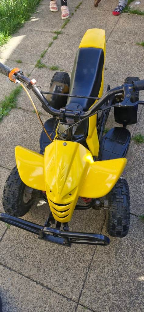50cc quad bike very good condition 
