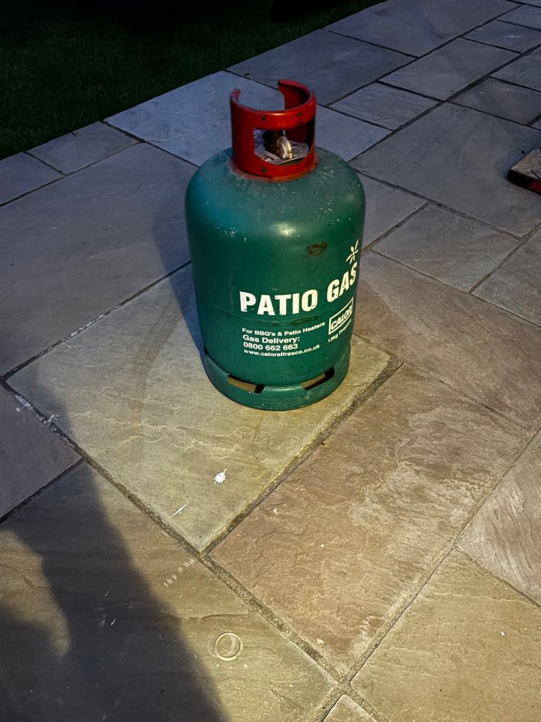 Empty 13kg Propane Gas Bottle and free regulator - save £70