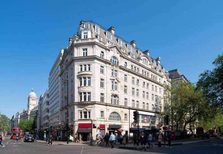 Furnished offices to rent in *Holborn*. Office Spaces for 4 to 700 desks WC2