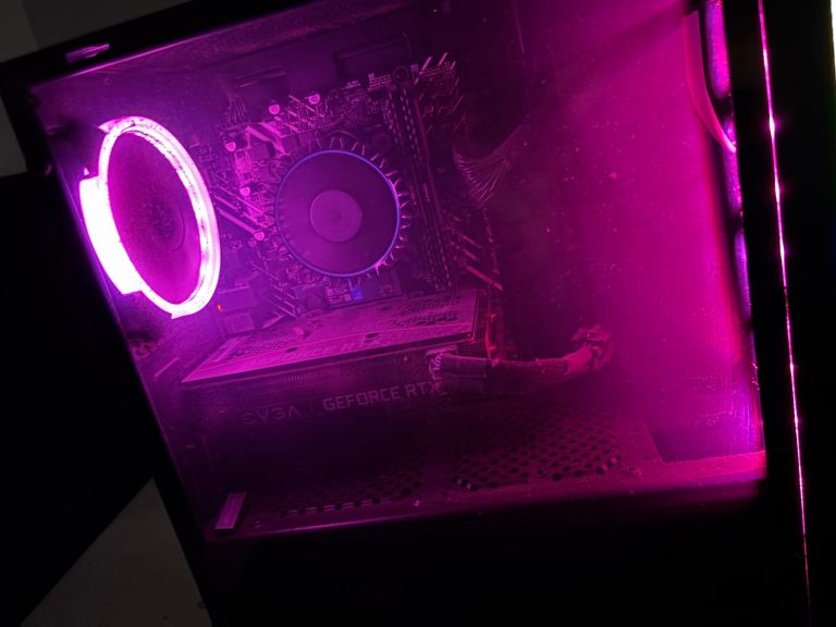 Gaming PC (Monitor, Mouse, Keyboard included)