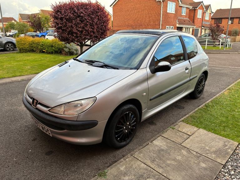 Peugeot, 206, Hatchback, 2001, Other, 1360 (cc), 3 doors