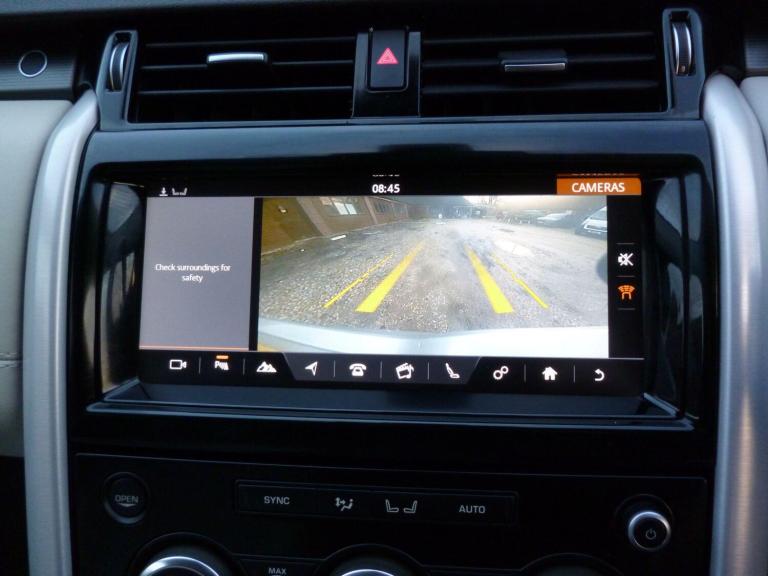 2017 Land Rover Discovery 3.0 TD V6 HSE Auto 4WD Euro 6 (s/s) 5dr ESTATE Diesel Automatic