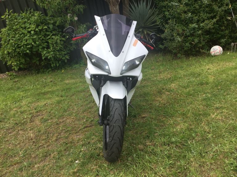 Yamaha, YZF, 2009, 124 (cc)